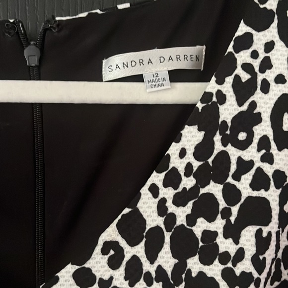 Black and white formal dress with pleated skirt - Picture 2 of 3